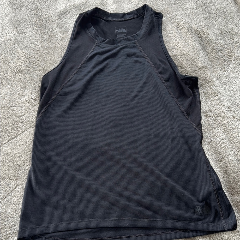 Women’s The North Face tank